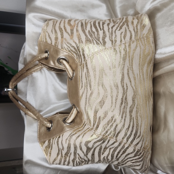 Cato Gold Zeba Striped Cloth Cinch Top Shoulder Bag - Picture 1 of 6